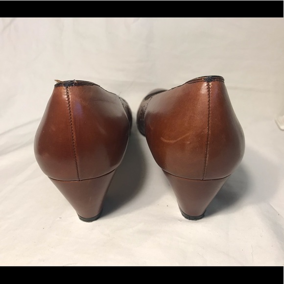 🌞 Salvatore Ferragamo women’s pump shoes - Picture 3 of 5